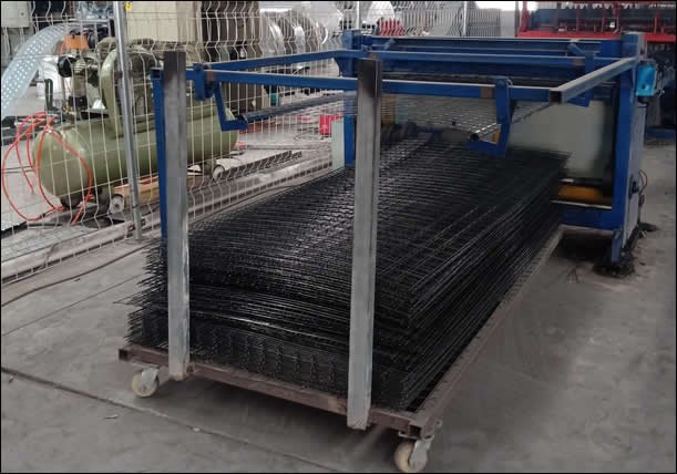 The Welded Mesh Panel Cut Machine is designed for precision cutting of welded wire mesh panels to size.